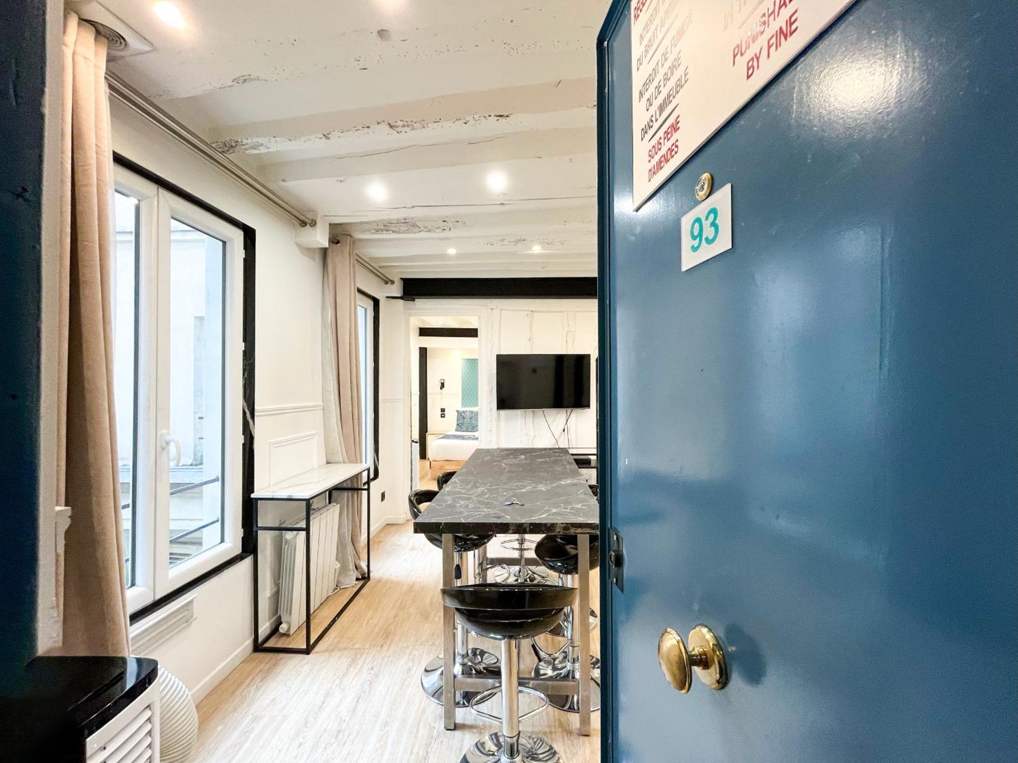 Appartamento 93 - Luxury Flat In Le Marais Parigi
